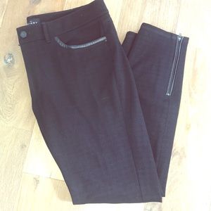 WHBM ponte skinny ankle pant sz 10